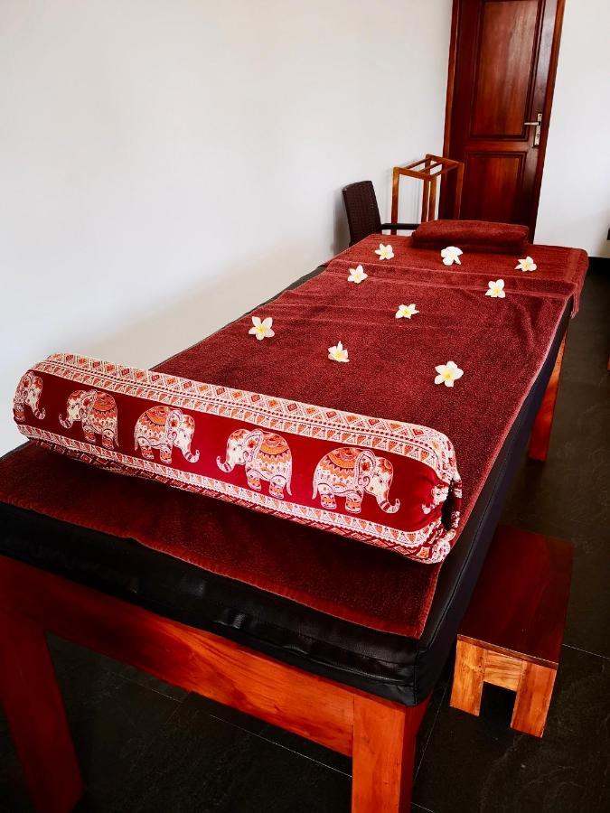 Thoduwawa Beach Villa Paiyagala Экстерьер фото